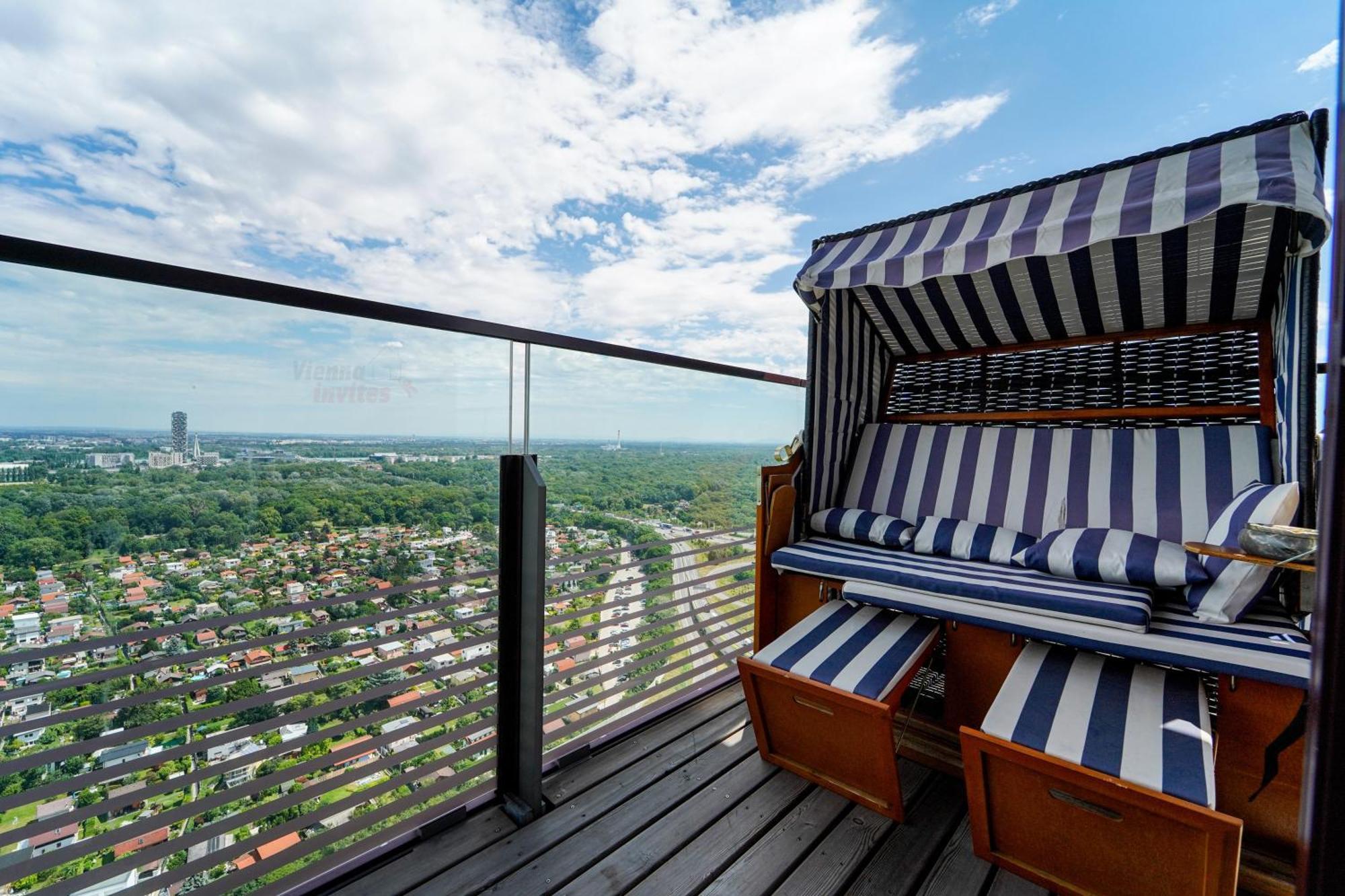 Triiiple 7Heaven - Amazing View On Top Floor With Rooftop Pool Вена Экстерьер фото